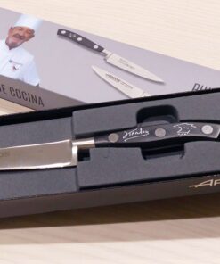 NUEVO pack! Cuchillo puntilla negra con la firma de Karlos Arguiñano serigrafiada y libro PERRETXIKO el oro blanco de los vascos